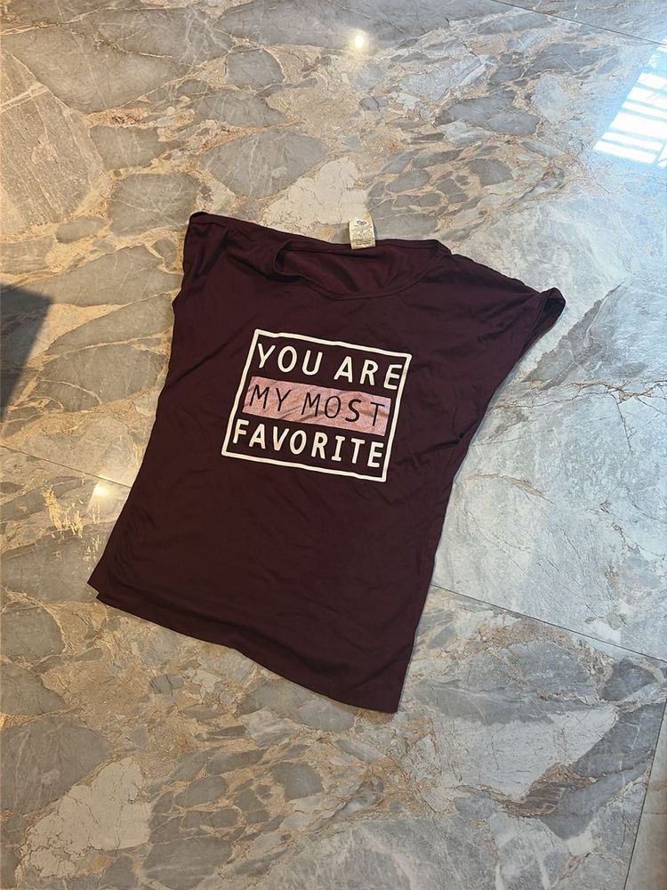 Maroon Graphic T-Shirt