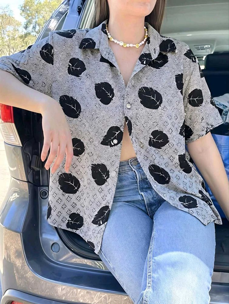New with tag Leaf Print Button-Up Shirt