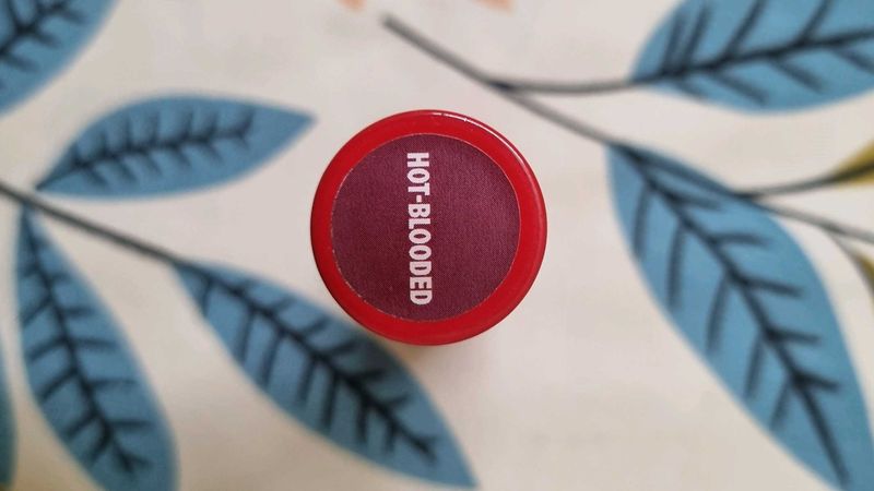 H&amp;M : Hot-Blooded Lipstick