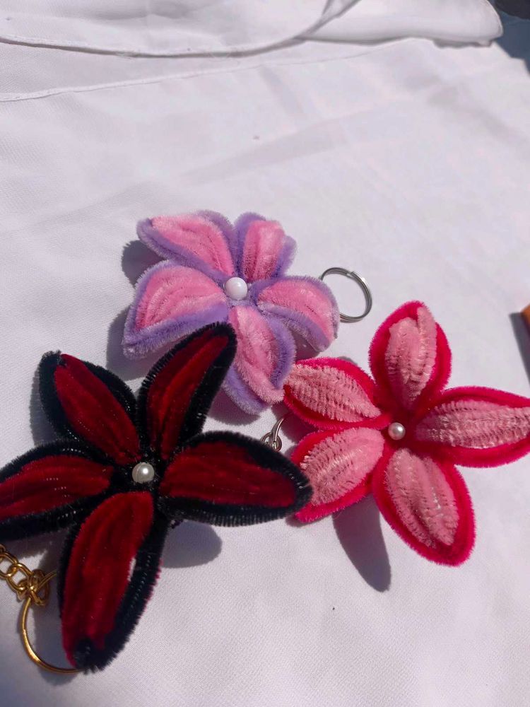 Cute Flower Keychain Set (any 2)