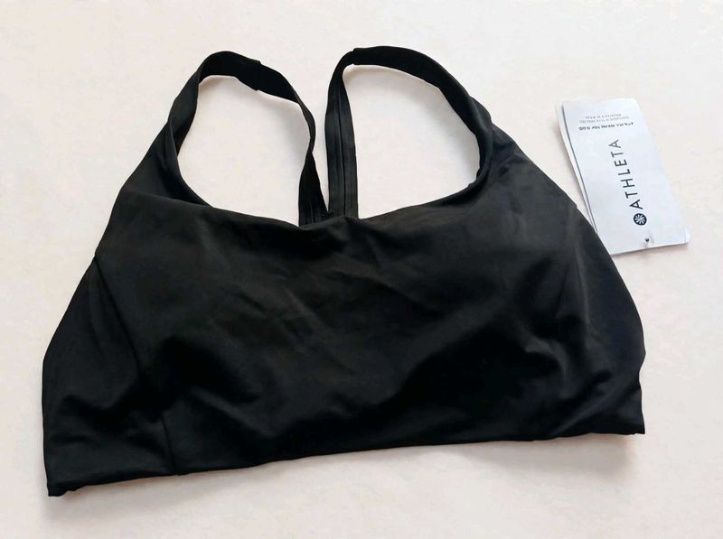 With Any one free 🆓 🎀 Athleta Black Sports Bra