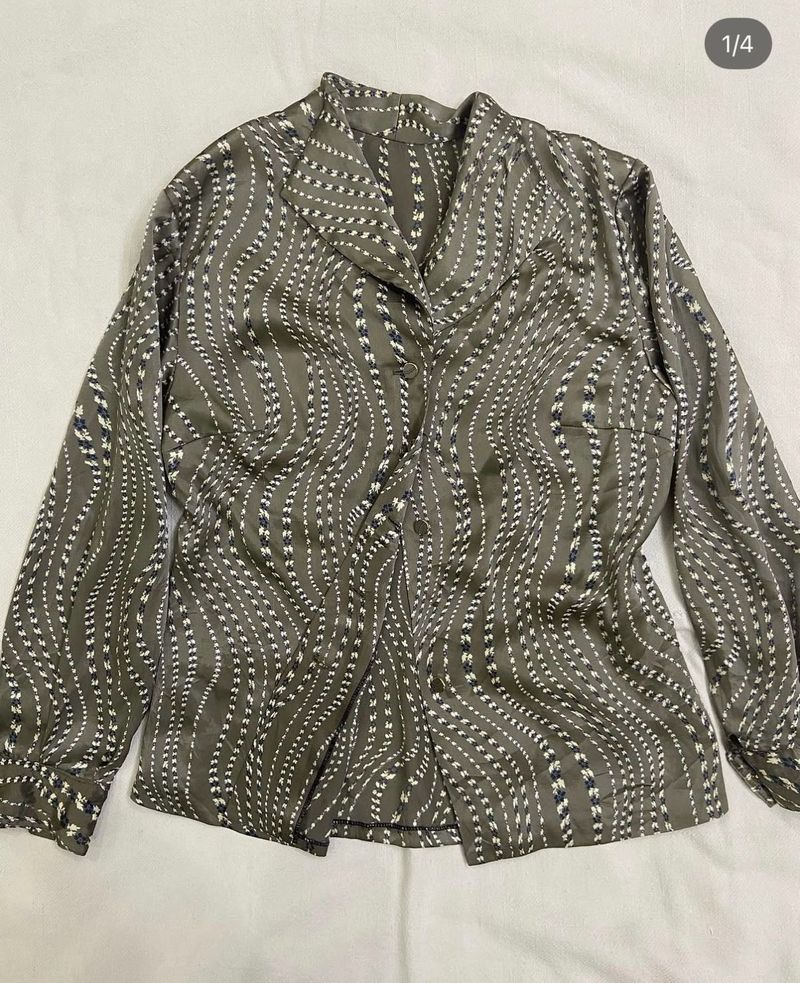 Stylish Printed Button-Up Blouse
