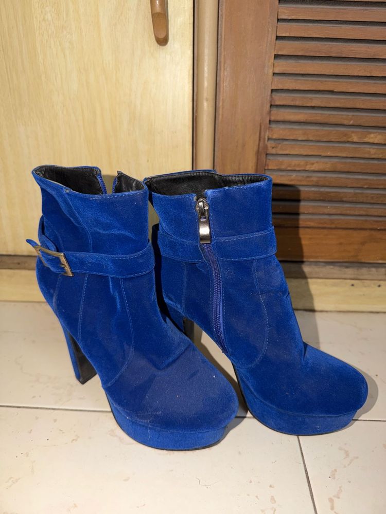 Blue Velvet Platform Heeled Boots