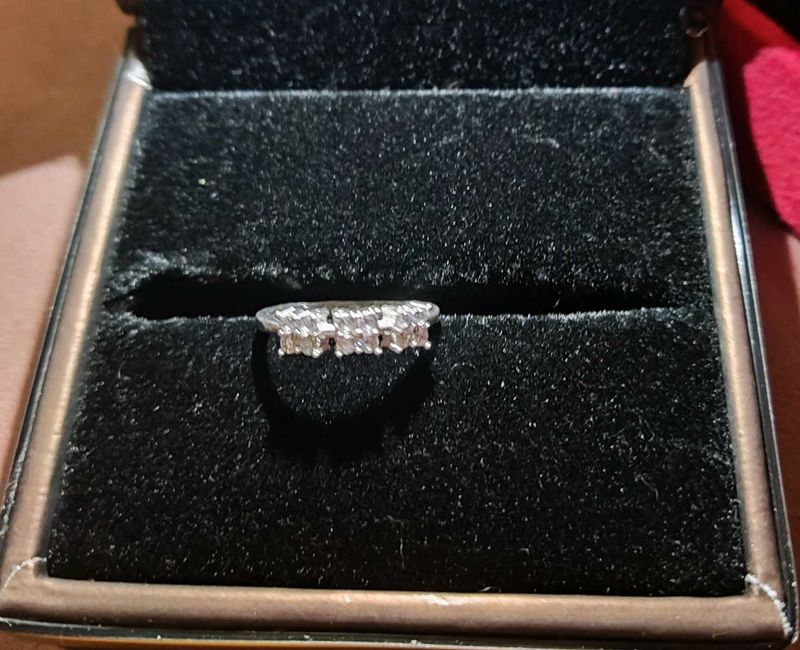 Sparkling Diamond Ring pure silver