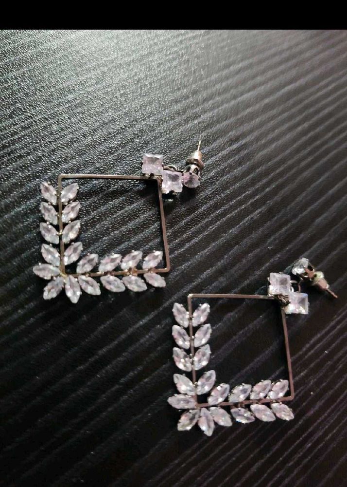 Elegant Square Leaf Earrings