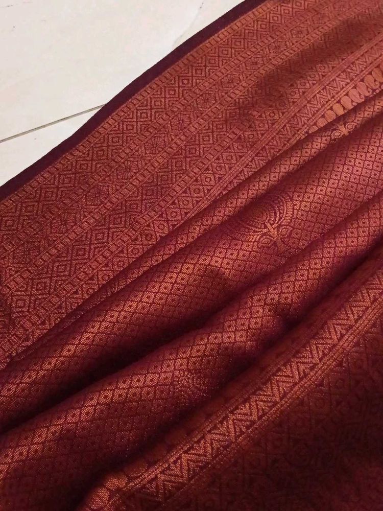 Excellent gubera silk with blouse