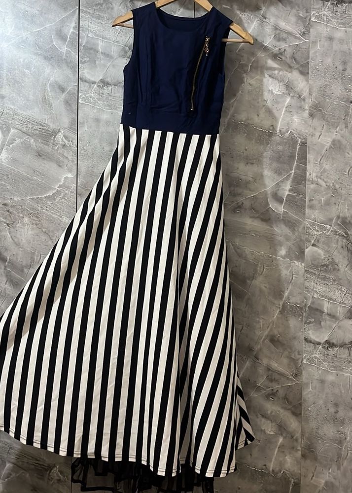 Chic Striped Dress