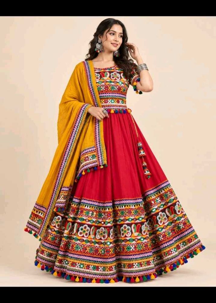 Navratri garba Red Lehenga Choli Set