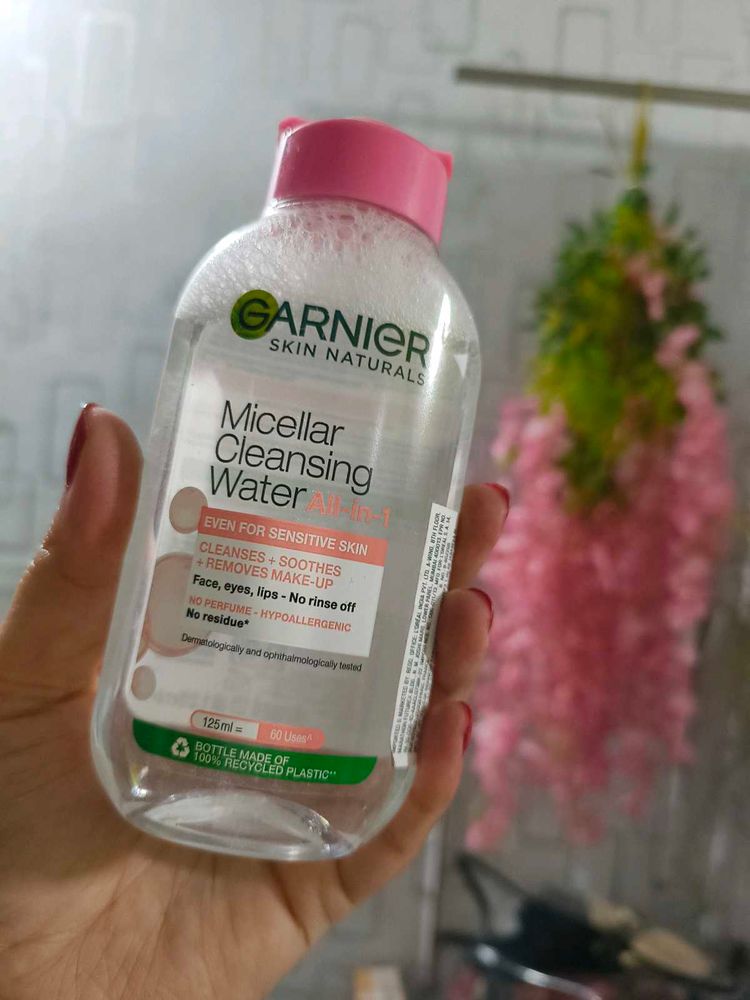 Garnier Micellar Cleansing Water