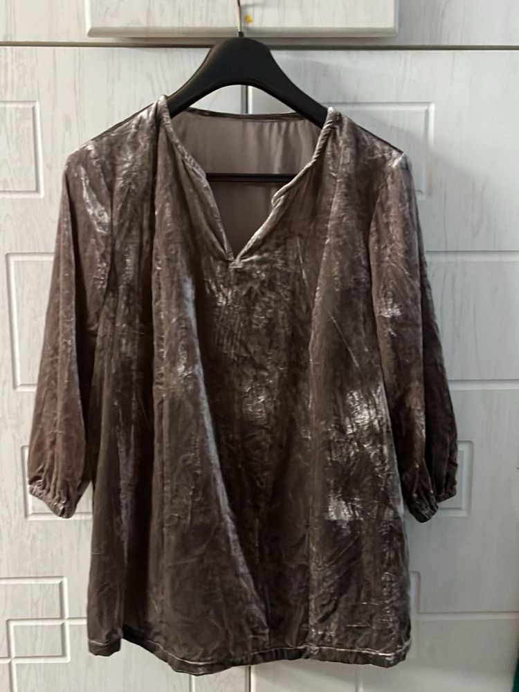 🤎Elegant Velvet Top