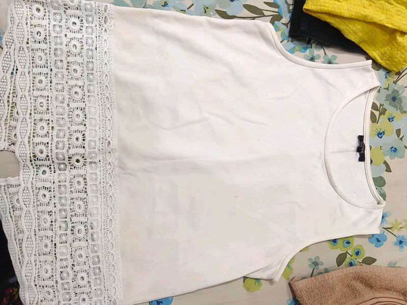 White Lace Trim Sleeveless Top