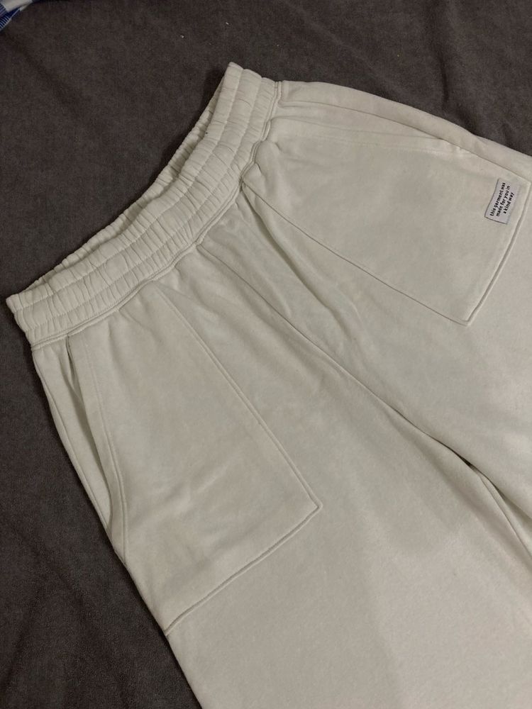 H&amp;M Comfortable Cream Joggers