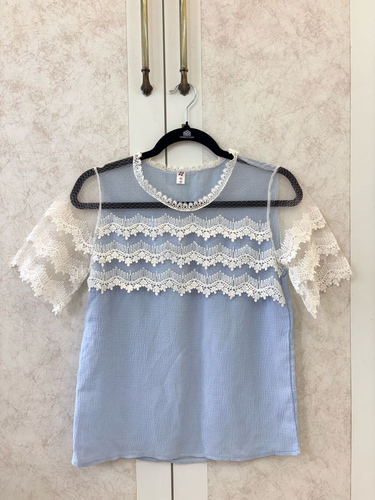 Chic Lace Trimmed Blue Top
