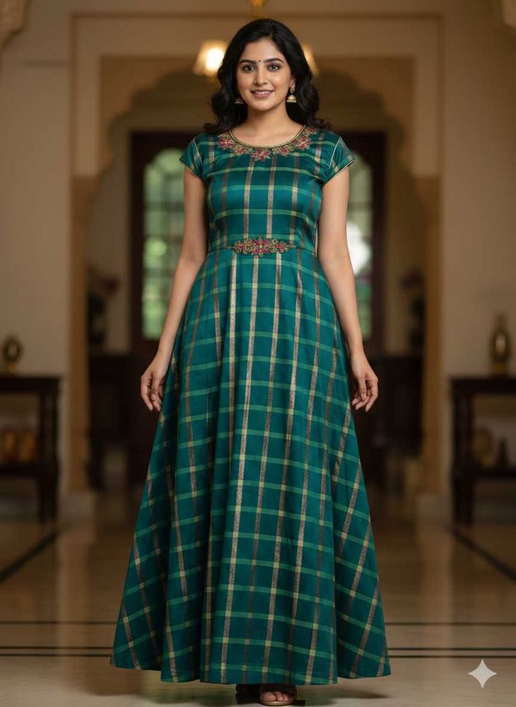 Elegant Green Plaid Ethnic Gown