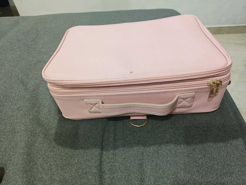 Makeup Box