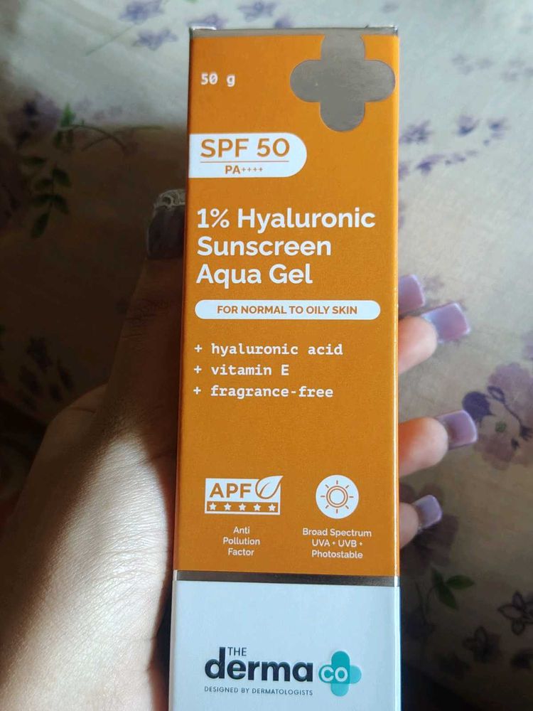 The Derma Co. 1% Hyaluronic Sunscreen Aqua Gel