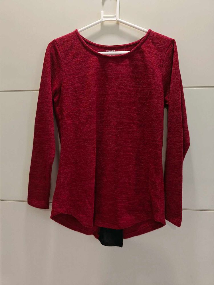 stylish winter top in L new without tag