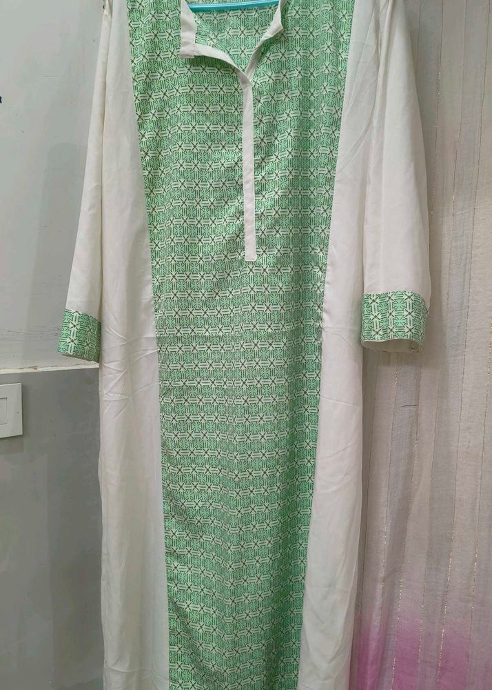 Women's White &amp; Green printed Kurta