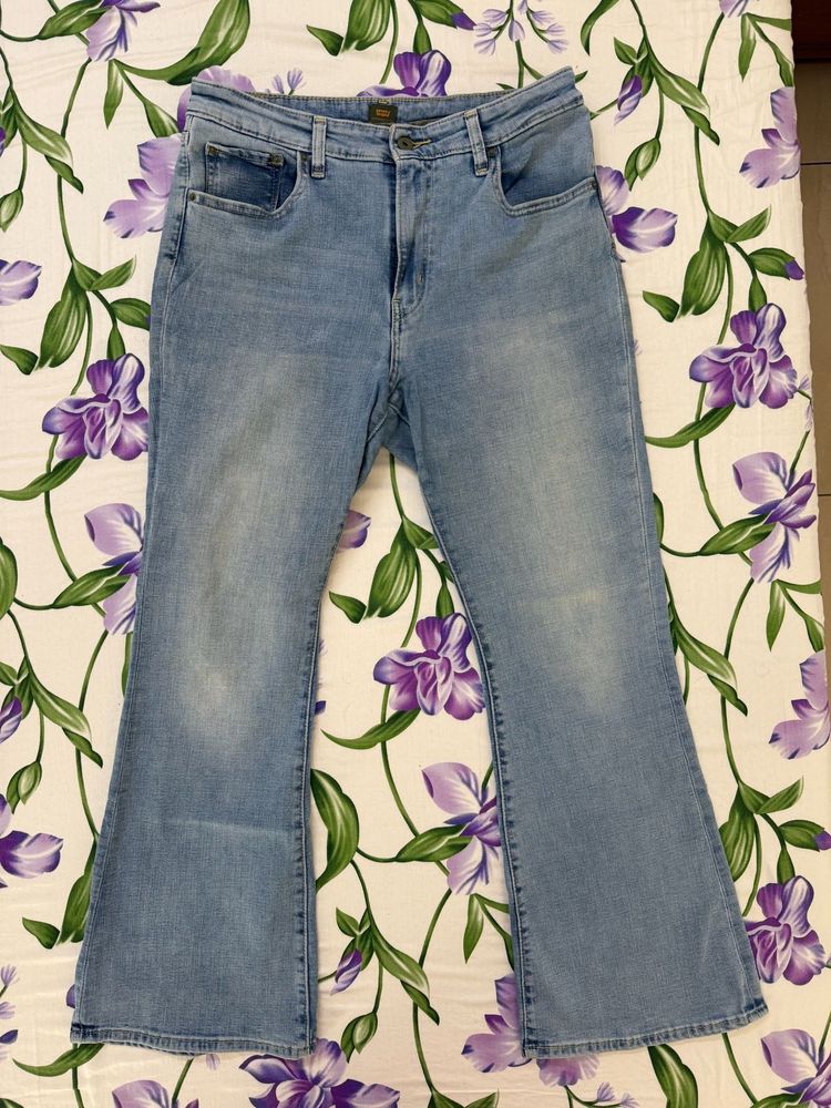 Levi’s Strauss Light Wash Flared Jeans