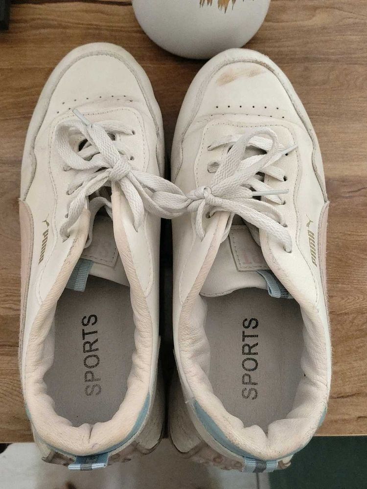 Puma Sneakers