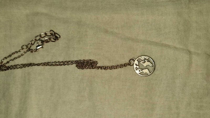 Simple gold chain