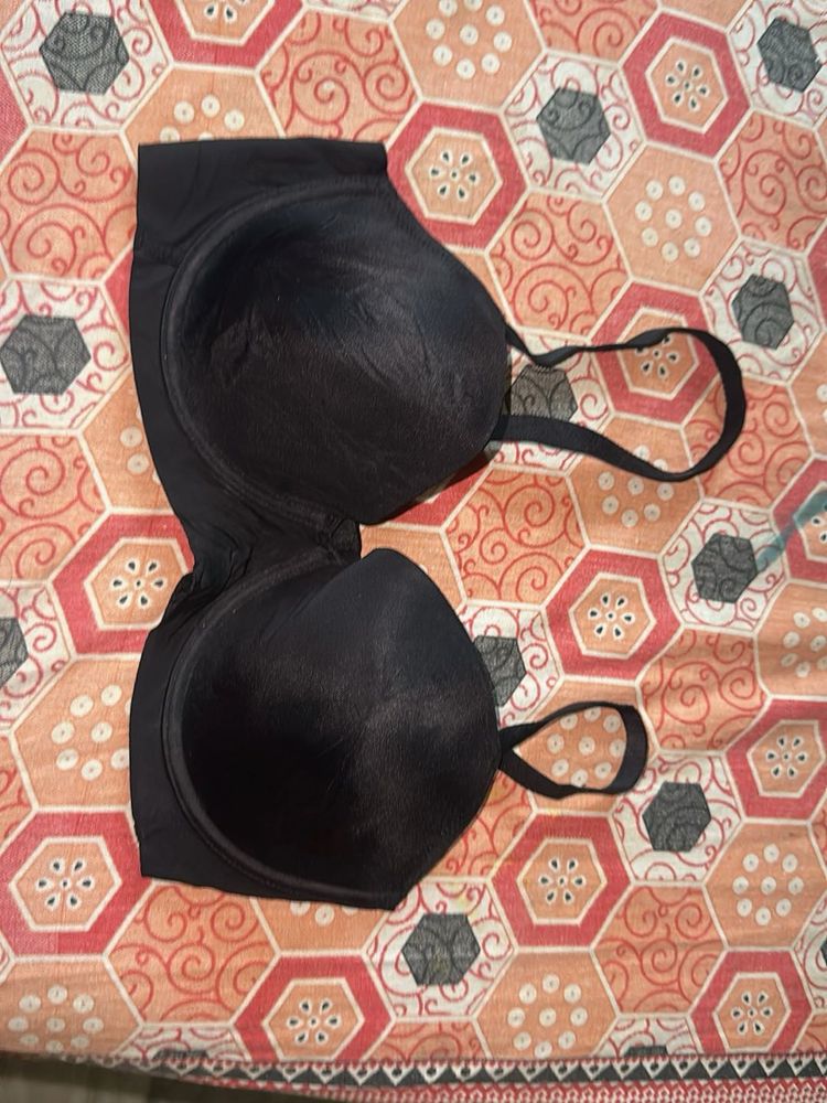 black bra size 32