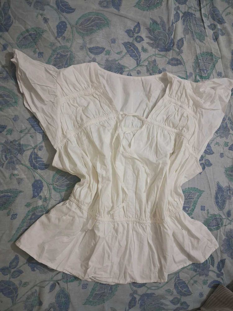 Chic White Top