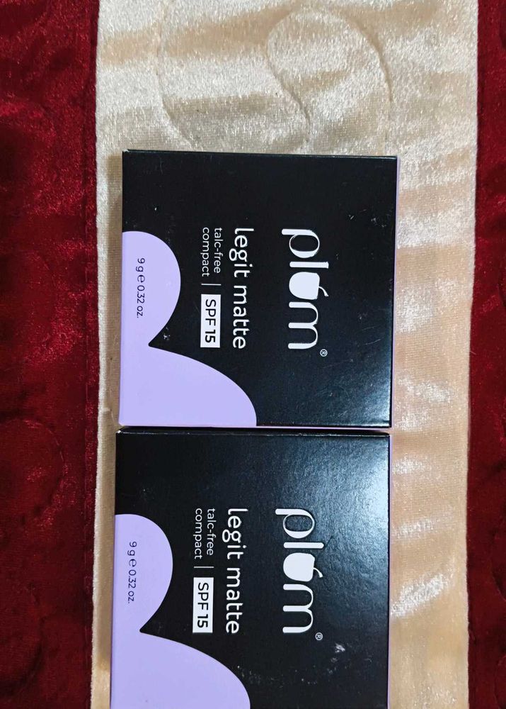 Plum Legit Matte Compact SPF15
