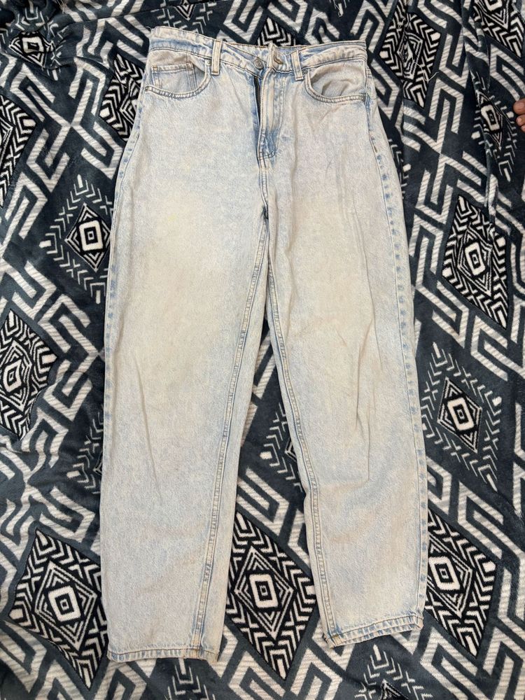 Light Wash Mom Jeans