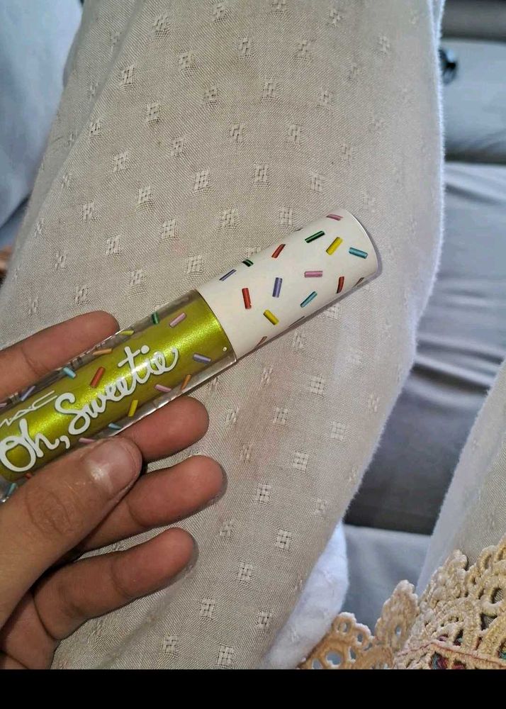 MAC Oh, Sweetie" Lipstick✨️