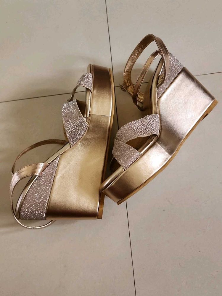 Sparkle Heel Sandals by Eridani