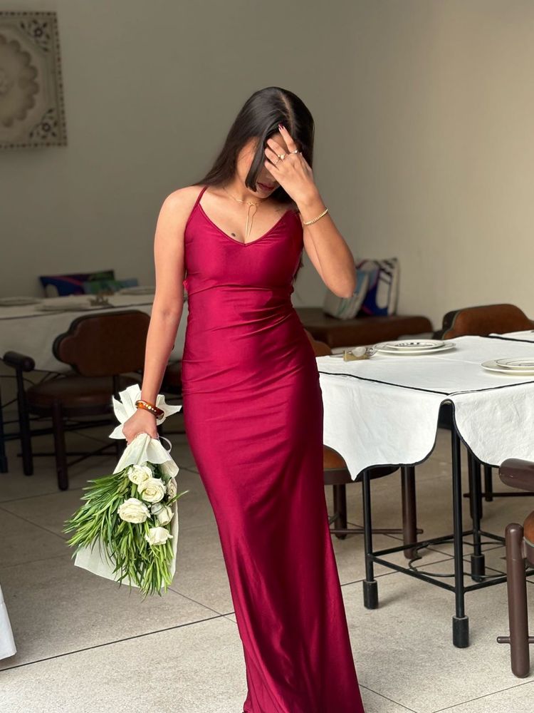 NEWME Burgundy Dress 💋