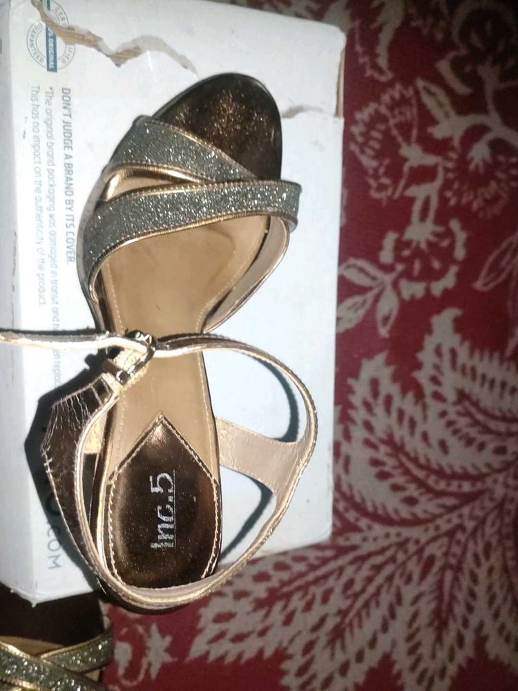 Inc.5 Sparkly Gold Heels