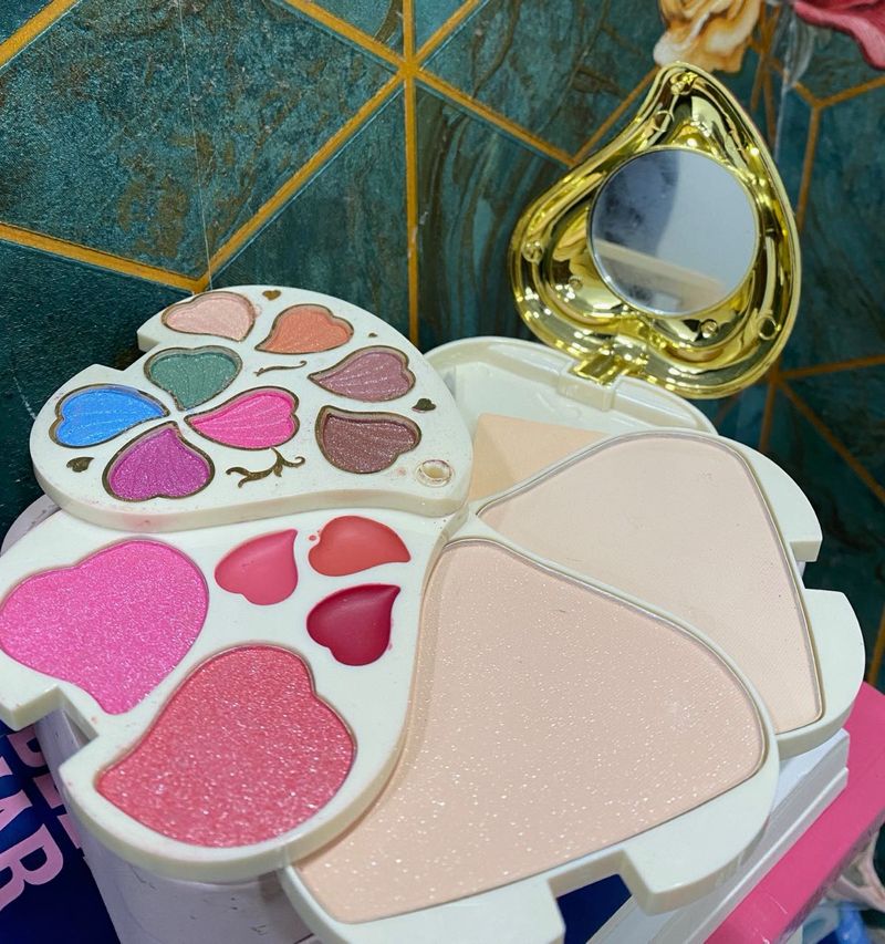 Cute Flower Makeup Palette