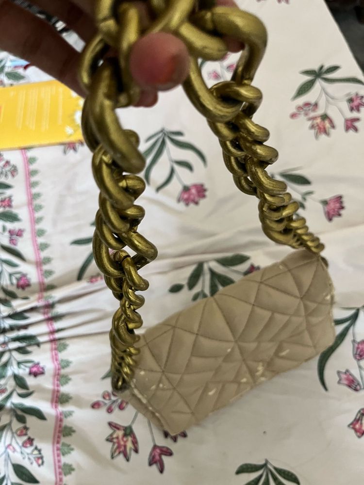 Stylish Quilted Clutch with Gold Chain