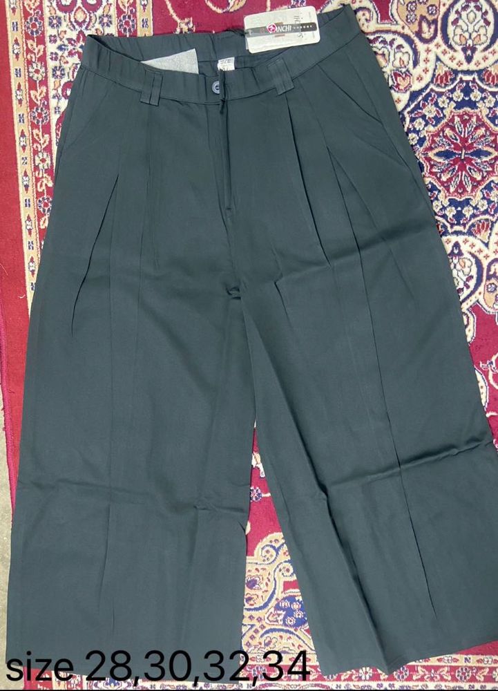 Classic Black Pleated Wide-Leg Pants