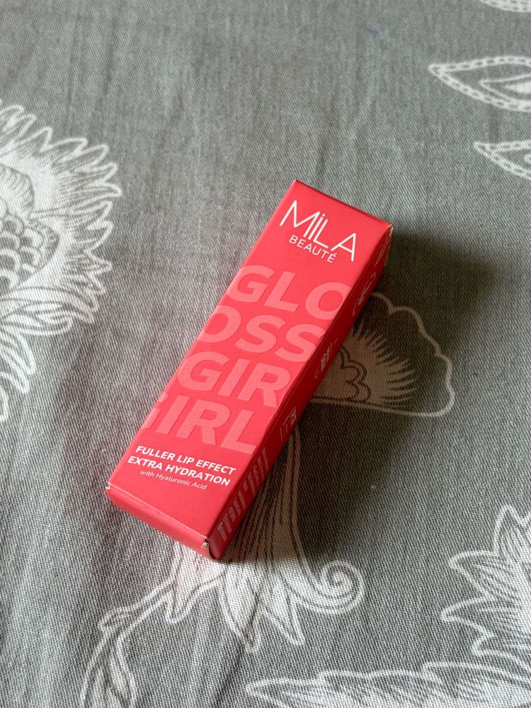 combo of 4 makeup items