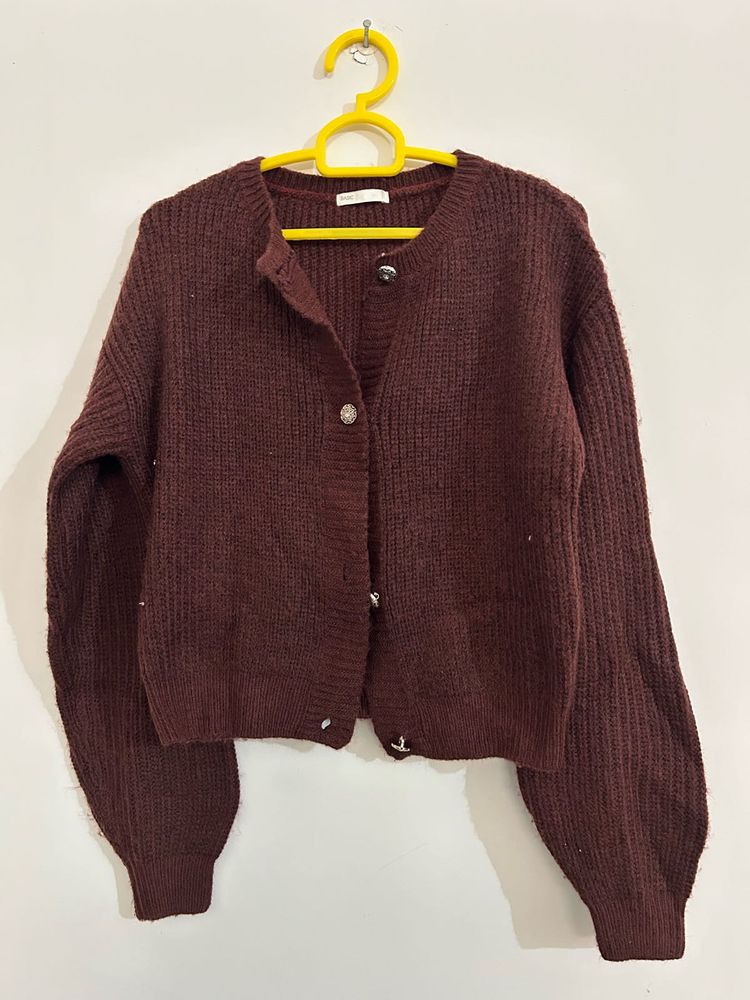 Chic Maroon Button-Up Knit Cardigan