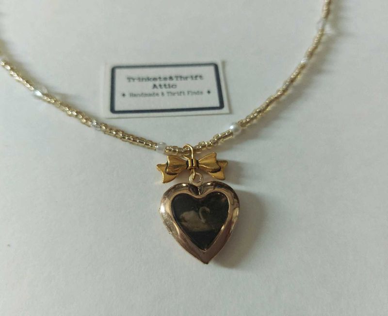 Vintage Swan Heart Locket Necklace