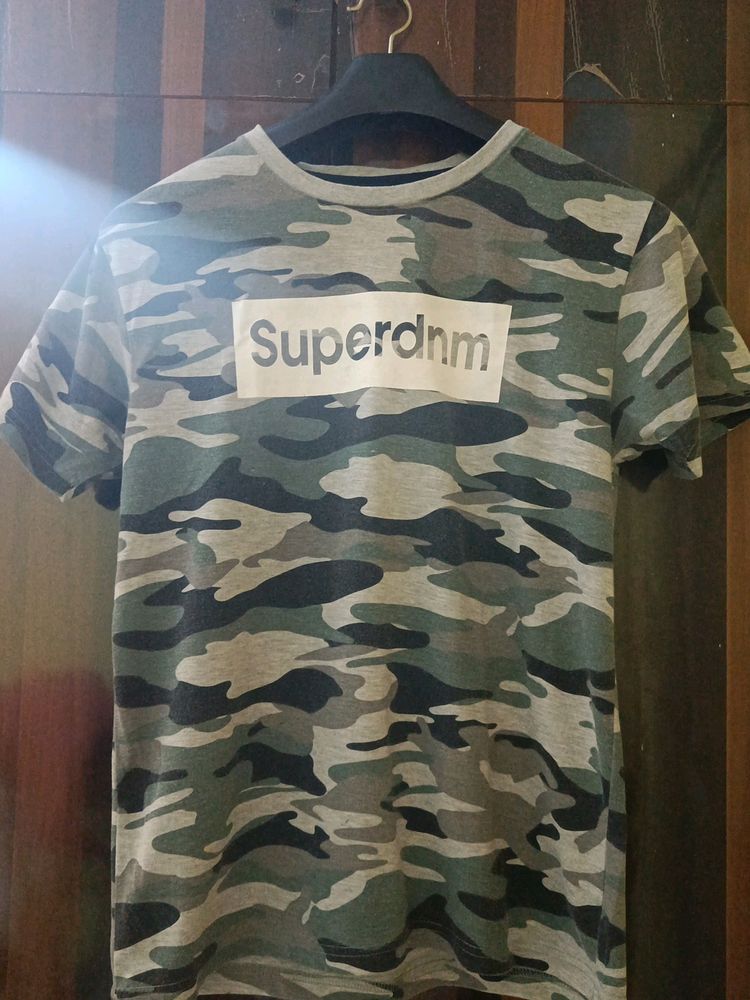 Tshirt