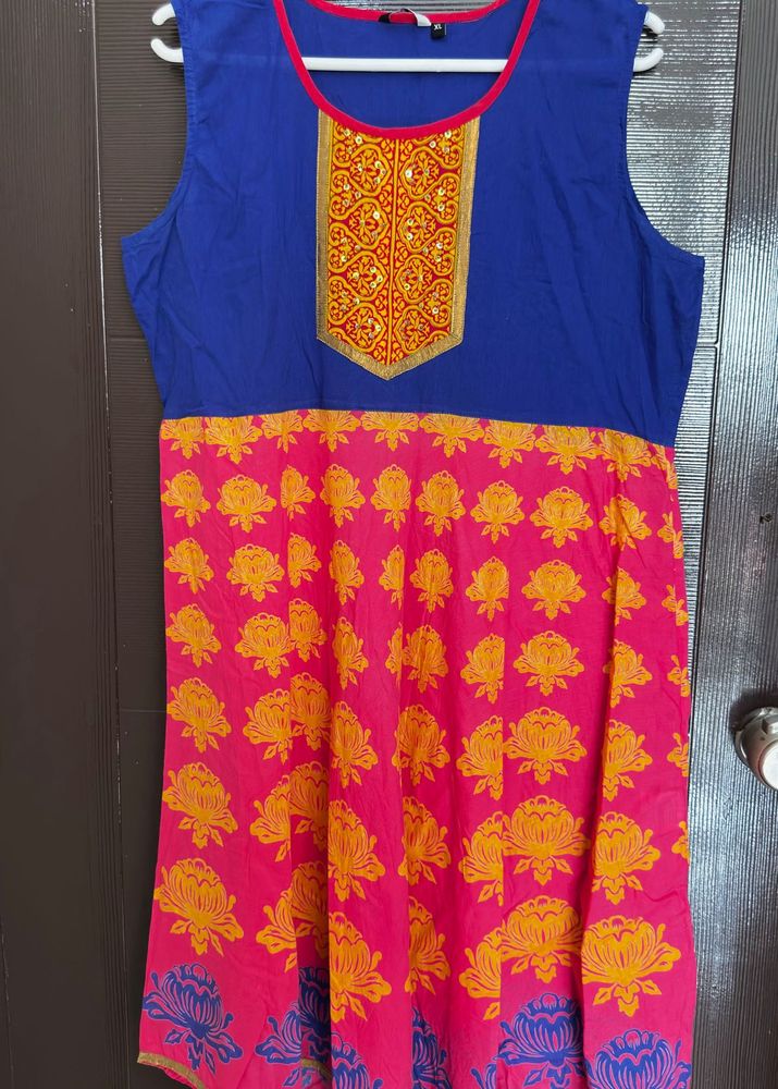 Vibrant Blue &amp; Pink Floral Kurta