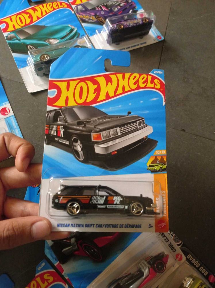 Hot Wheels Nissan Maxima Drift Car