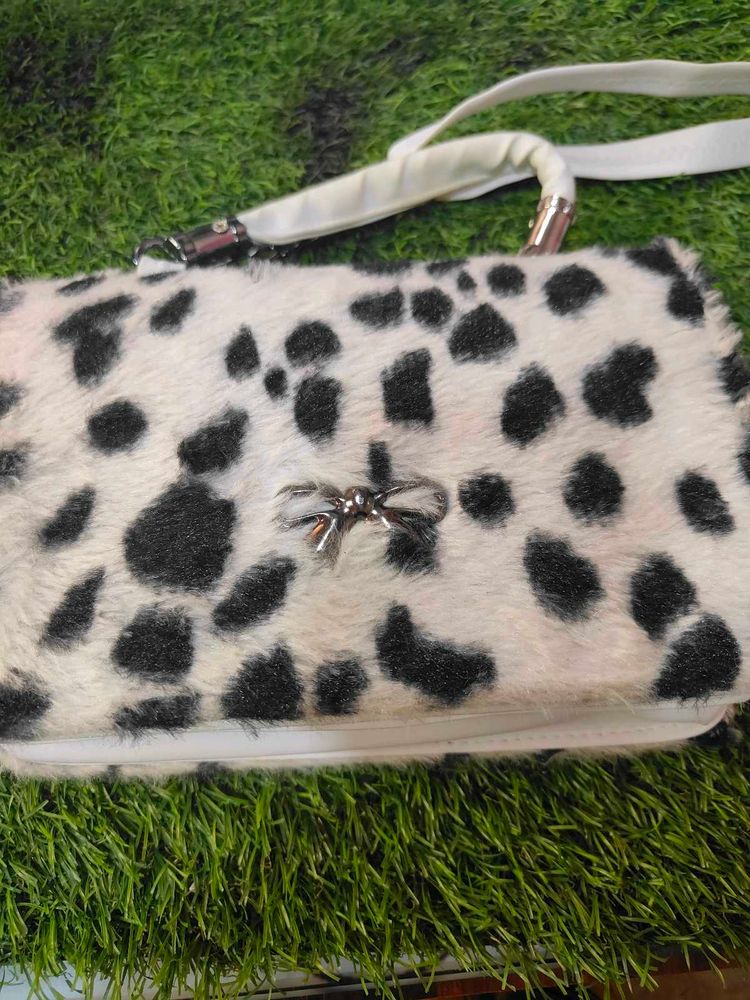 Beautiful Sling Cum Handbag