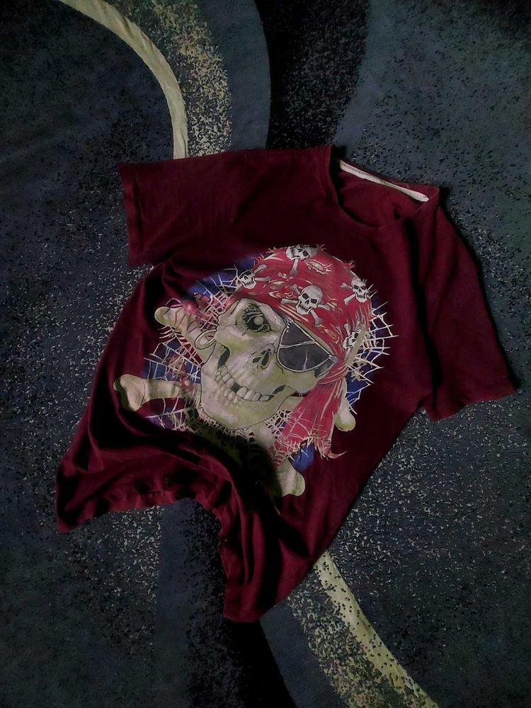 🌟Vintage Gothic 🏴‍☠️1990s Pirate Skull Y2k tee🚨