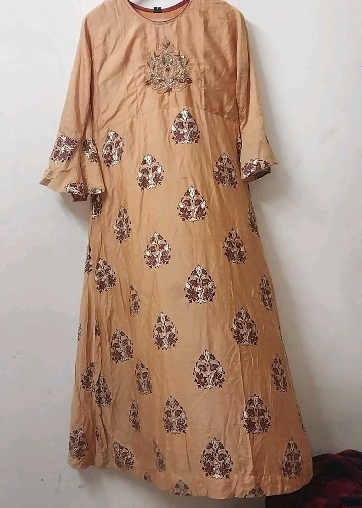 Elegant Embroidered Kurta