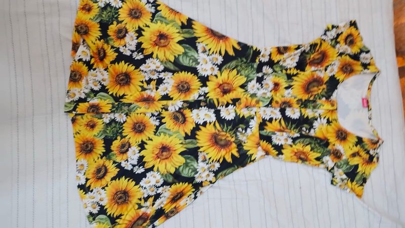 Sunflower Print Dress xs size