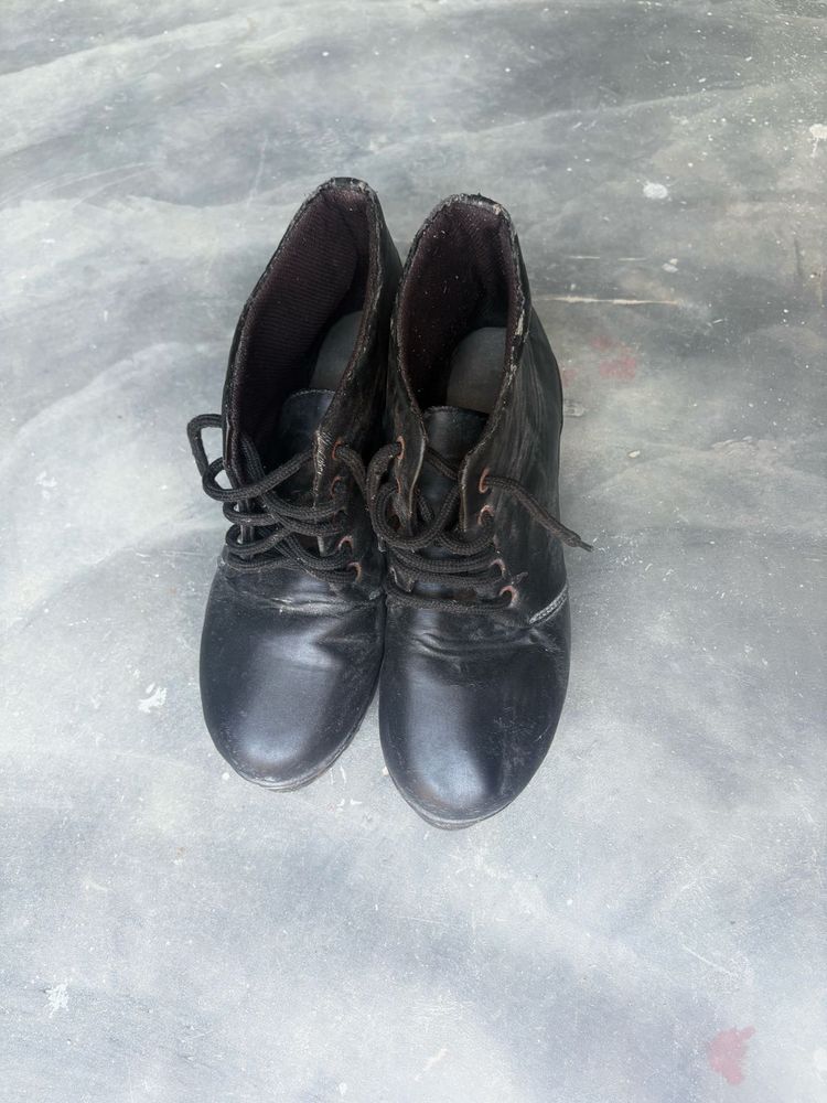 Stylish Black Lace-Up Boots