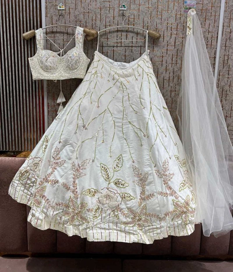 Elegant White Embroidered Lehenga Choli Set