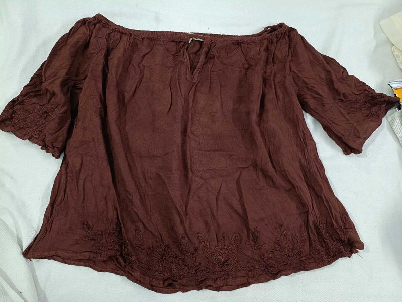 Embroidered Off-Shoulder Kurta
