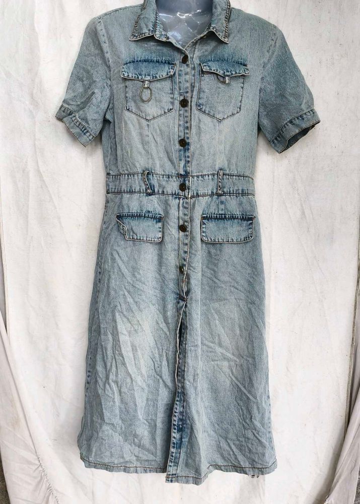 8216. Light Wash Denim Button-Front Dress